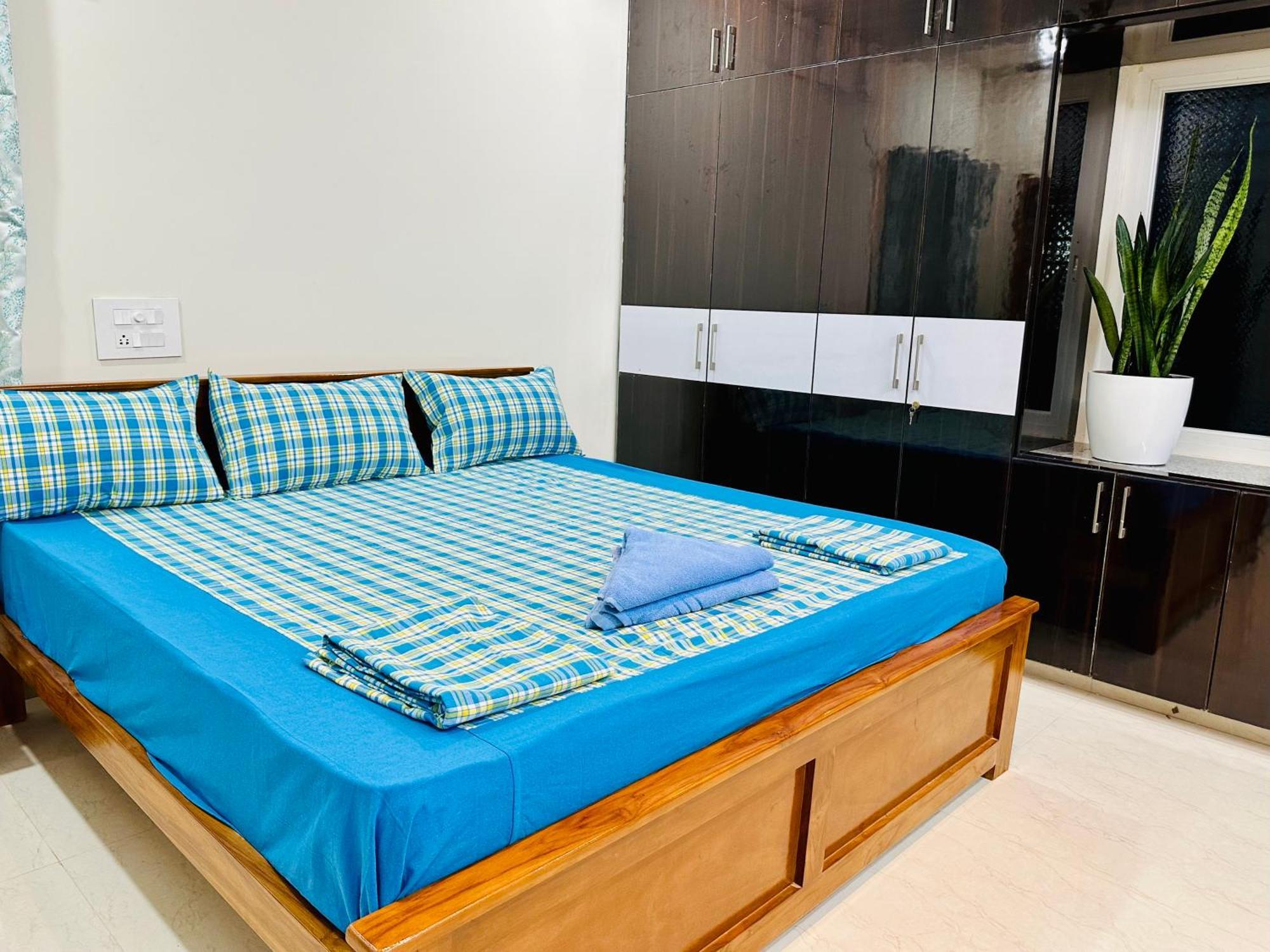 Truelife - 3Bhk Family Suites - Ps4 Pure Veg Restaurant On The Way To Balaji Temple - 2500 Sft Large Signature Apartment - Modular Kitchen - Super Fast Wifi, Smart Tv, 250 Jio Channels - Parking - Easy Access To All Temples - Top Service With Lots Of Tirupati Exterior foto