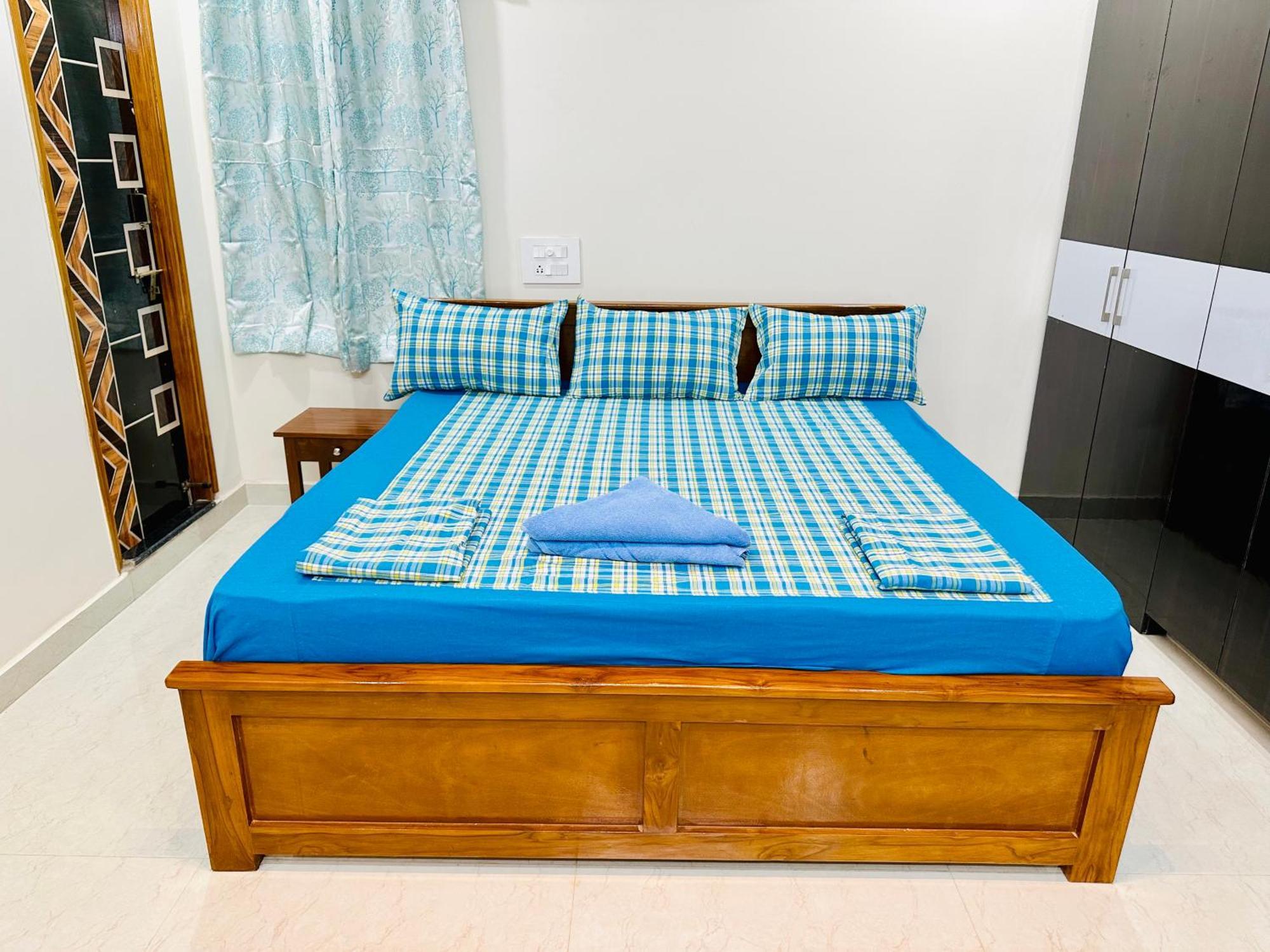 Truelife - 3Bhk Family Suites - Ps4 Pure Veg Restaurant On The Way To Balaji Temple - 2500 Sft Large Signature Apartment - Modular Kitchen - Super Fast Wifi, Smart Tv, 250 Jio Channels - Parking - Easy Access To All Temples - Top Service With Lots Of Tirupati Exterior foto